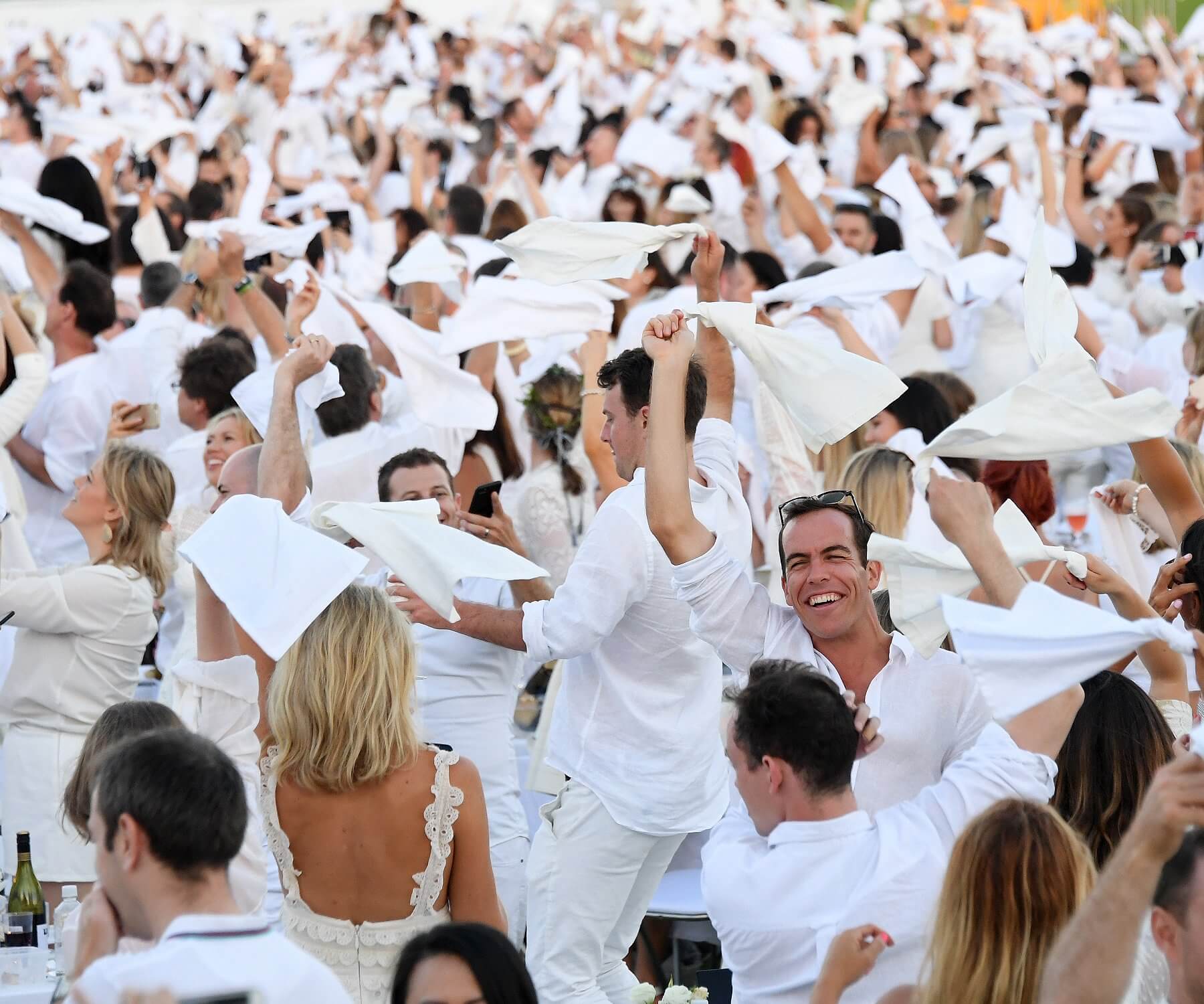 Diner en Blanc 2017 Sydney photo Belinda Rolland (22) web[1]